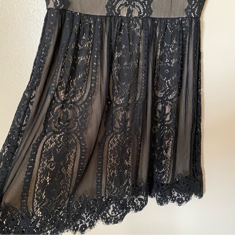 Blu Pepper Angela Sleeveless Black Lace Mini Dress - Picture 4 of 8